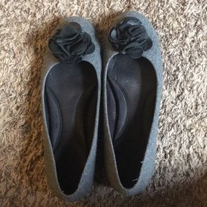 Aero soles gray wool ballet flat w/ black leather